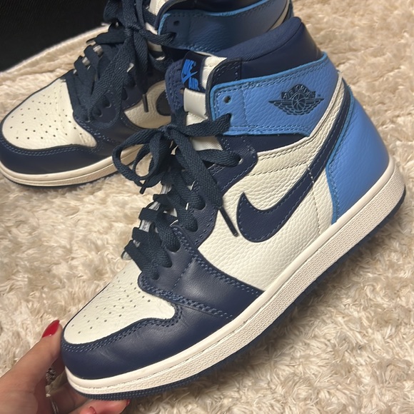 sneakers - Picture 4 of 5